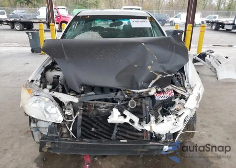 2003 Toyota Matrix Standard z USA, uszkodzony, nr VIN 2T1KR32E03C026956